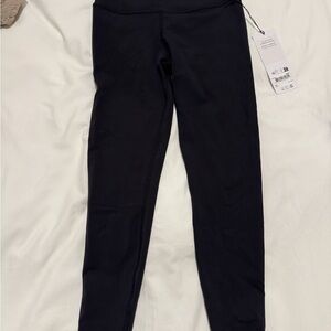 ALO Yoga Kids Black Performance Leggings